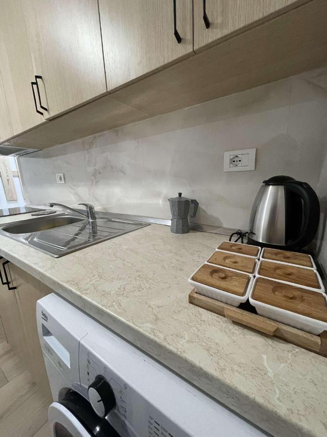 Finesse Apartment Komuna E Parisit Tirana Exteriör bild